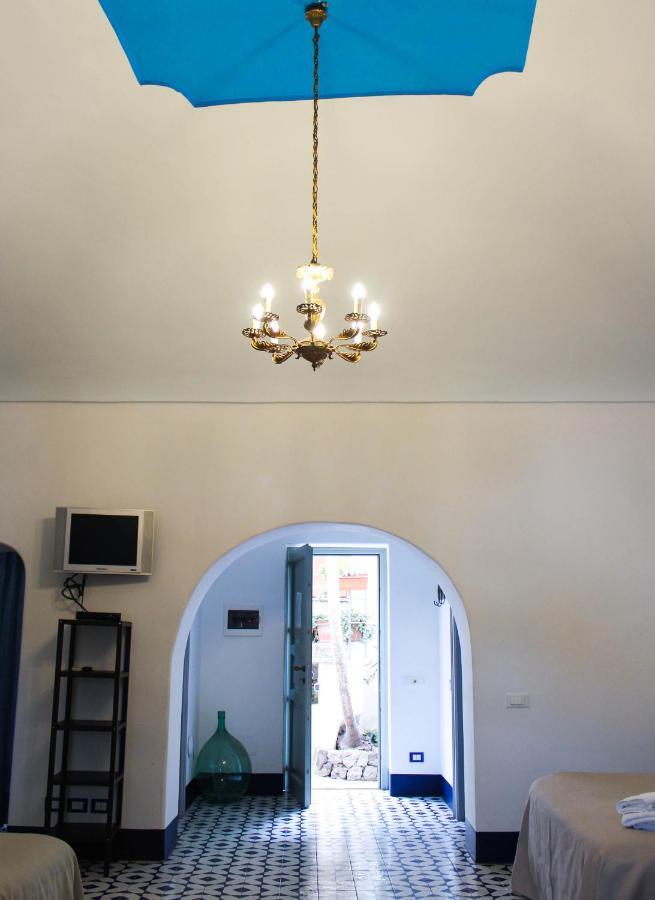 Acanto Aparthotel 4*